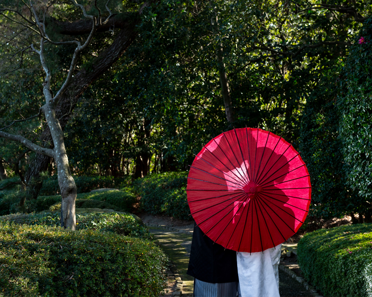 福岡　日本庭園での前撮り│福岡の前撮り・フォトウェディングはTHE WEDDING TOWN