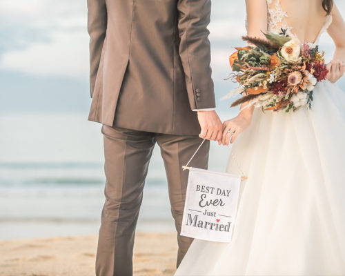 前撮り 福岡店 アイテムを使って 前撮り フォトウェディング専門店のthe Wedding Town 熊本 福岡